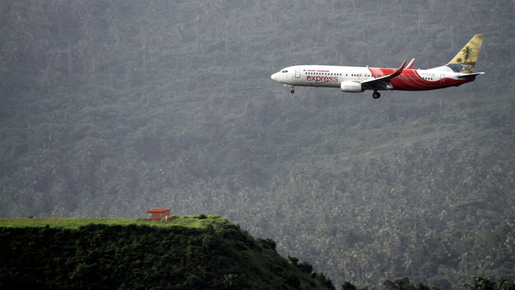 India launches investigation into 737 crash
