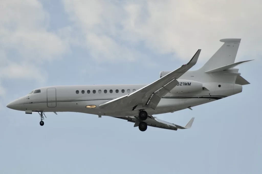 Will Musk and Swift soon fly anonymously?